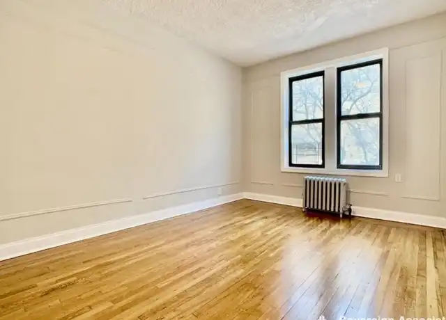 Property at 213 Bennett Ave, New York, NY, 10040, 2 beds, 1 bath, [object Object]