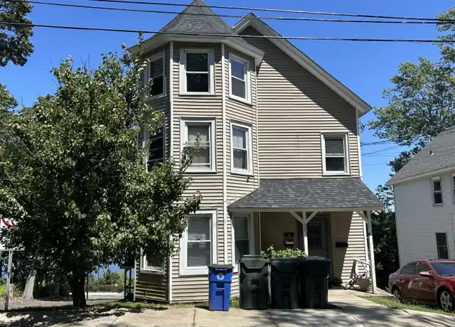 Property at 55 East St Unit 3, New London, CT, 06320, 2 beds, 1 bath, [object Object]