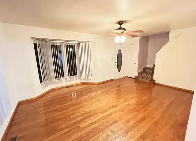 Property at 2442 S 3rd Ave, Riverside, IL, 60546, 4 beds, 2 baths, [object Object]