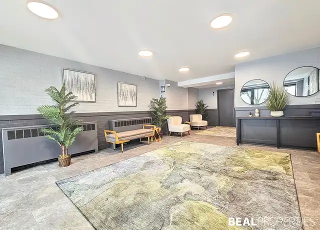 Property at 555 W Stratford Pl, Chicago, IL, 60657, 1 bed, 1 bath, [object Object]