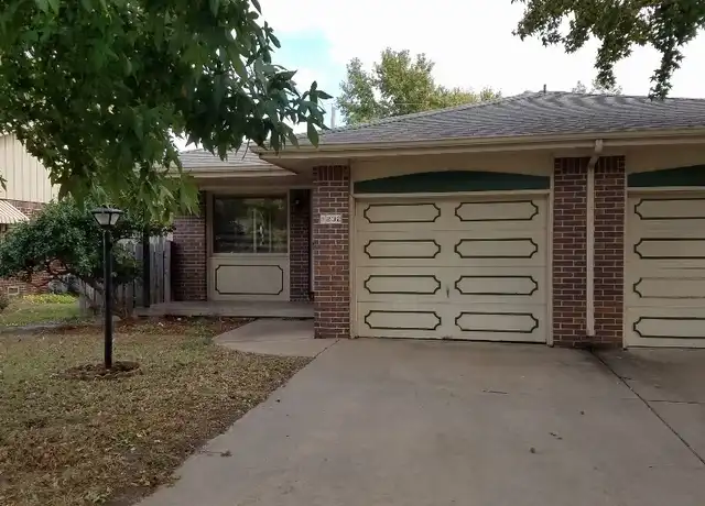 Property at 1232 N Edwards Ave, Wichita, KS, 67203, 2 beds, 2 baths, [object Object]