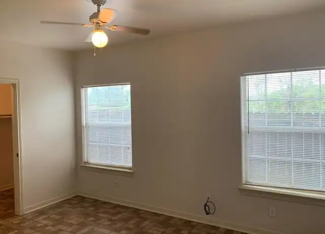 Property at 1513 Cage St, Houston, TX, 77020, 3 beds, 2 baths, [object Object]