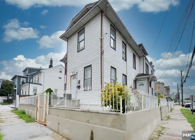 Property at 520 E 25th St #518, Paterson, NJ, 07514, 3 beds, 1 bath, [object Object]