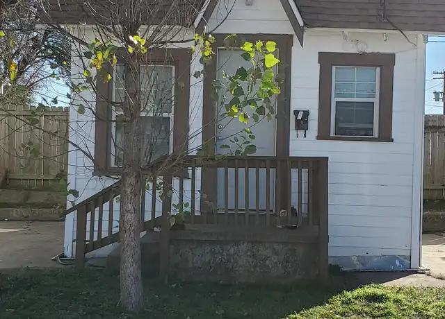 Property at 400 Craik St Unit 3, Marlin, TX, 76661, 0 beds, 1 bath, [object Object]
