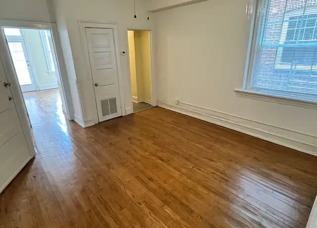 Property at 808 N Arthur Ashe Blvd Apt 2, Richmond, VA, 23220, 2 beds, 1 bath, [object Object]
