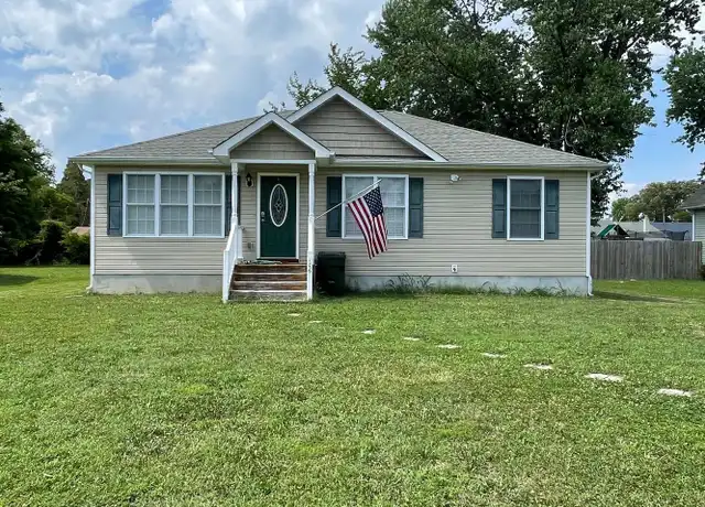 Property at 106 Bonnie del Dr, Colonial Beach, VA, 22443, 3 beds, 2 baths, [object Object]