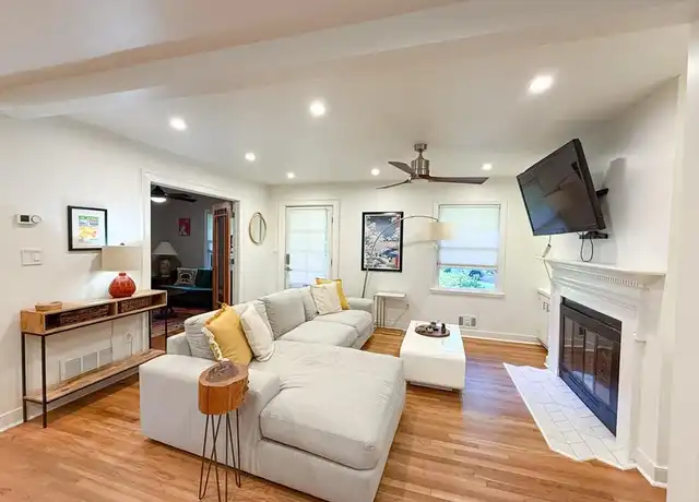 Property at 1301 Willivee Dr, Decatur, GA, 30033, 3 beds, 2.5 baths, [object Object]