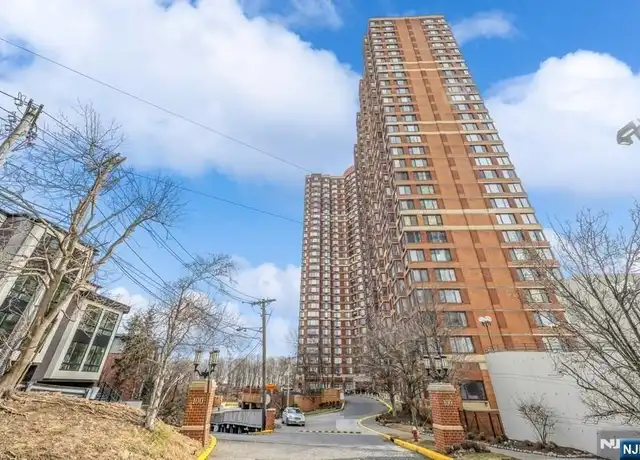 Property at 100 Old Palisade Rd #2216, Fort Lee, NJ, 07024, 1 bed, 1 bath, [object Object]