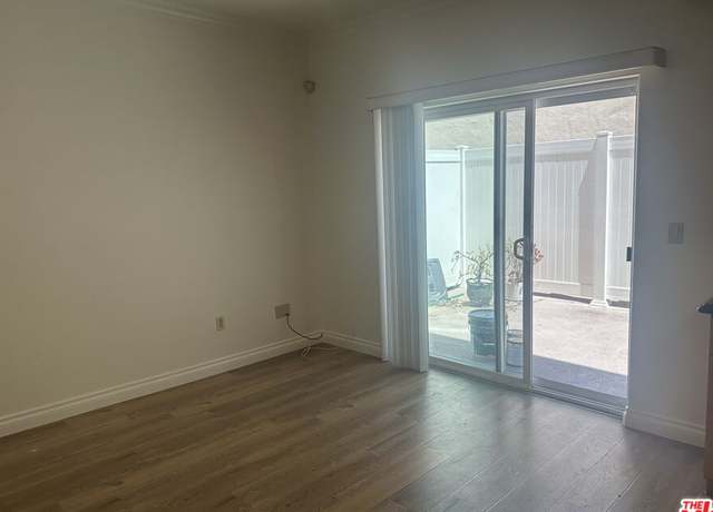 Photo of 2307 Mira Vista Ave #102, Montrose, CA 91020