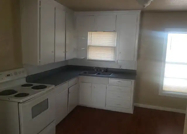 Property at 4928 Nolan St, Fort Worth, TX, 76119, 3 beds, 2 baths, [object Object]