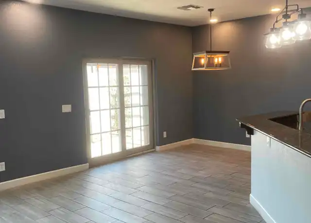 Property at 1812 W Vermont Ave, Phoenix, AZ, 85015, 2 beds, 2.5 baths, [object Object]