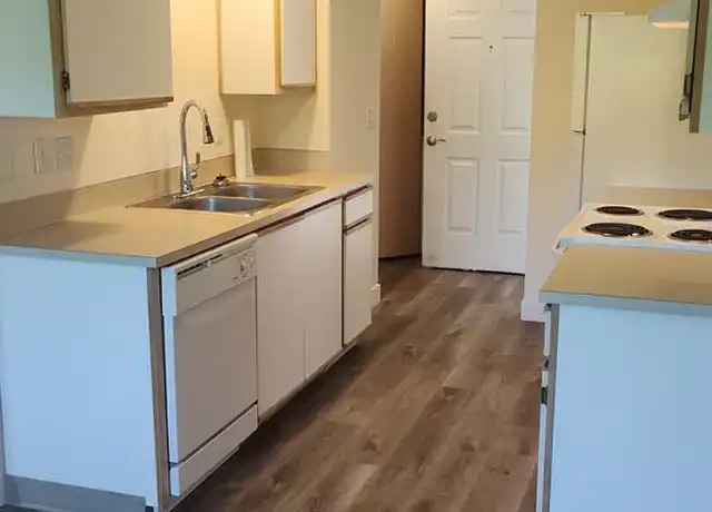 Property at 295 Colt Ln NE, Salem, OR, 97301, 2 beds, 2 baths, [object Object]