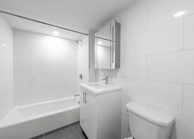 Photo of 16 Trowbridge St, Cambridge, MA 02138