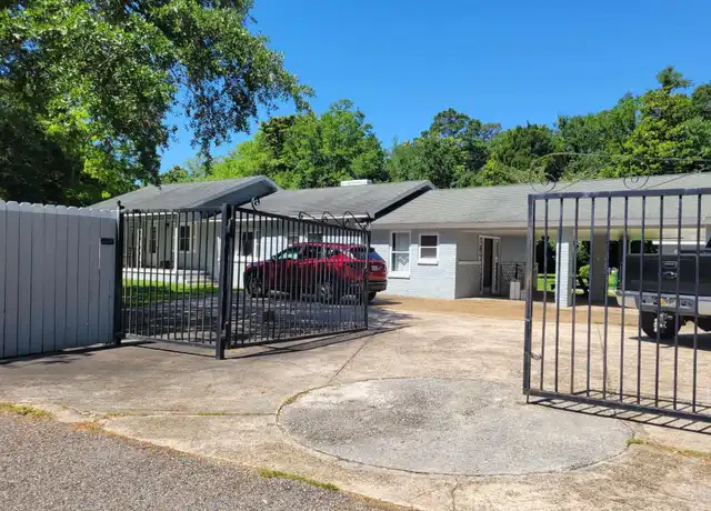 Property at 5809 Washington Ave, Ocean Springs, MS, 39564, 4 beds, 4 baths, [object Object]