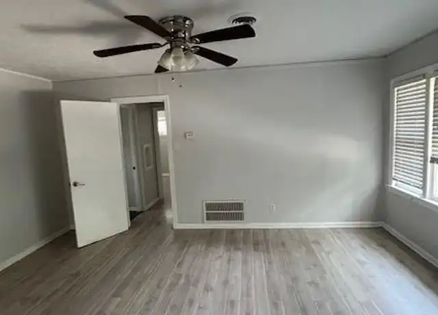 Property at 7326 Cameo St, New Orleans, LA, 70124, 2 beds, 1 bath, [object Object]