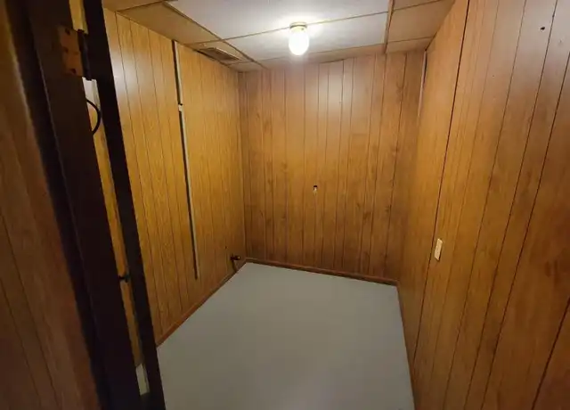 Property at 810 National Tpke, Munfordville, KY, 42765, 2 beds, 1 bath, [object Object]