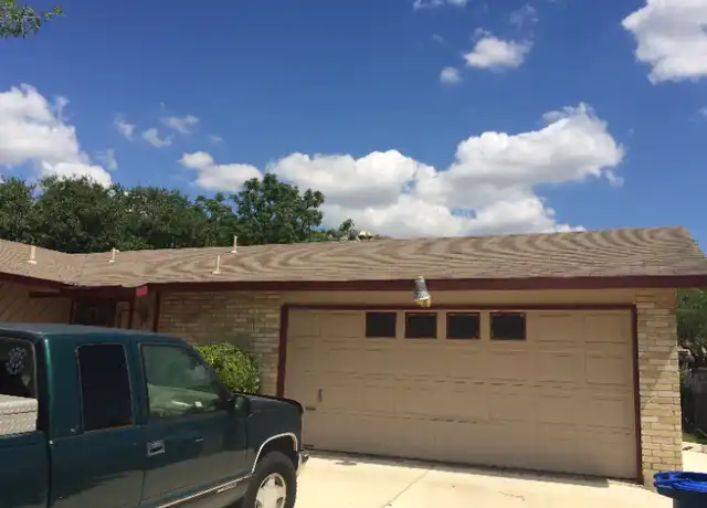 Property at 1046 Lemon Tree St, San Antonio, TX, 78245, 3 beds, 2 baths, [object Object]