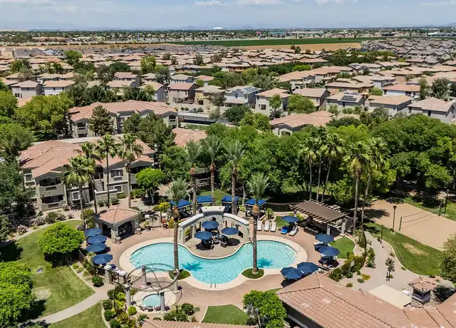 Property at Versante Apartment Homes - 11120 W Van Buren St, Avondale, AZ, 85323, 1 bed, 1 bath, [object Object]