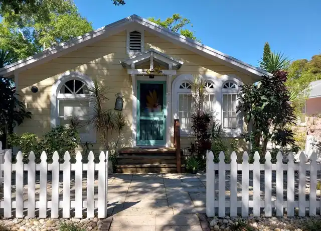 Property at 524 Columbia Ct, Sarasota, FL, 34236, 3 beds, 2 baths, [object Object]