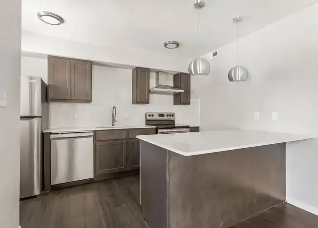 Property at Terraces at Nichols Hills - 2810 Dorchester Dr, Oklahoma City, OK, 73120, 2 beds, 1.5 baths, [object Object]