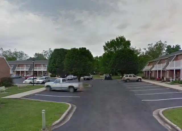 Property at 310 Lee St Unit 101, Moorefield, WV, 26836, 1 bed, 1 bath, [object Object]