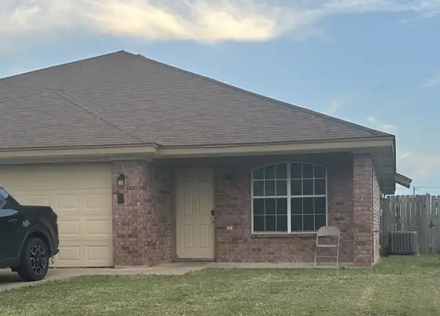 Property at 5008 John David Dr, Killeen, TX, 76549, 3 beds, 2 baths, [object Object]
