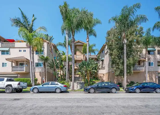 Property at 1001 Belmont Ave #303, Long Beach, CA, 90804, 2 beds, 2.5 baths, [object Object]