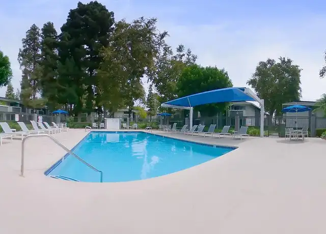 Photo of 1322 Walnut Ave, Tustin, CA 92780