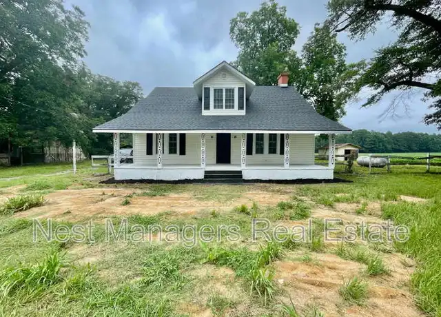 Property at 416 Old Maxton Rd, Raeford, NC, 28376, 4 beds, 2.5 baths, [object Object]