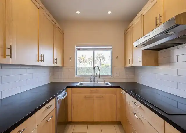 Property at 601 Oakland Ave, Oakland, CA, 94611, 1-2 bed, 1 bath, [object Object]