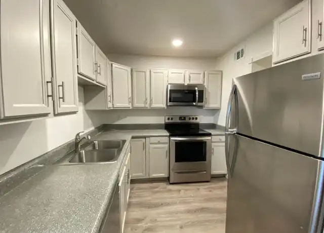 Property at 6249 E Greenway Cir Unit 6249-03, Mesa, AZ, 85205, 2 beds, 1.5 baths, [object Object]