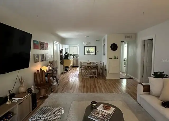 Property at 3835 Almeria Ave Unit C3, Sarasota, FL, 34239, 2 beds, 1 bath, [object Object]