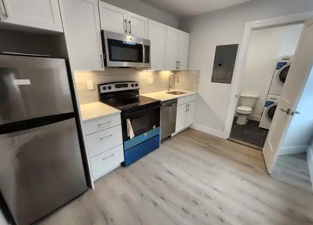 Property at 9 Myrtle St Unit 9, Boston, MA, 02114, 2 beds, 1 bath, [object Object]