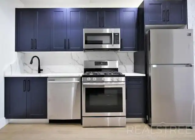 Property at 645 Knickerbocker Ave, Brooklyn, NY, 11221, 1 bed, 1 bath, [object Object]