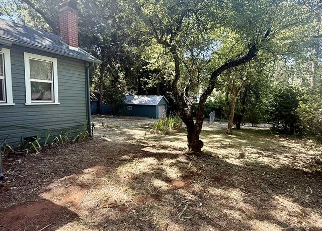 Photo of 10819 Conifer Ln, Grass Valley, CA 95945