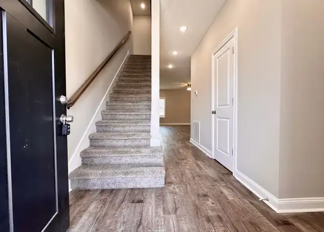 Property at 1176 Meadowhill Ln Unit A, Clarksville, TN, 37043, 3 beds, 2.5 baths, [object Object]