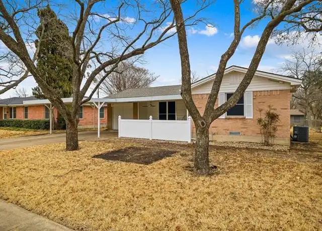 Property at 1230 Oriole Ln, Garland, TX, 75042, 3 beds, 1.5 baths, [object Object]
