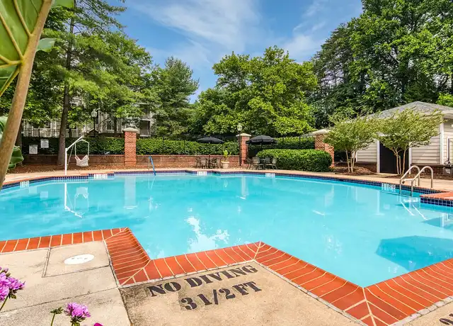 Property at Beacon Place at Kentlands - 916 Beacon Square Ct, Gaithersburg, MD, 20878, 1-2 bed, 1-2 bath, [object Object]