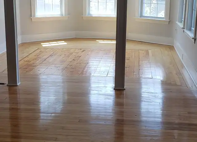 Property at 18 Congress St Unit 2, Newburyport, MA, 01950, 2 beds, 1 bath, [object Object]