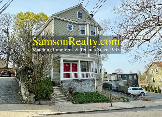 Property at 13 Evergreen St Unit 2, Providence, RI, 02906, 2 beds, 1 bath, [object Object]