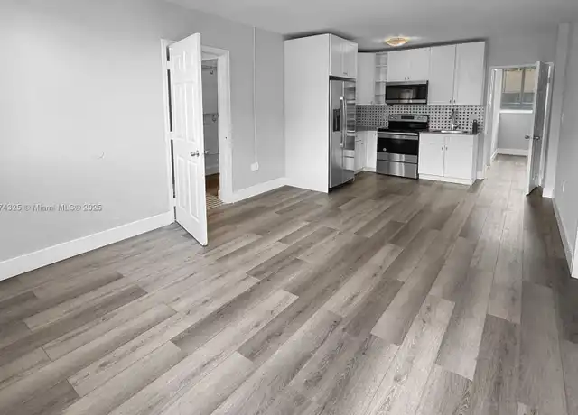 Property at 6647 SW 59th Pl Unit 103, South Miami, FL, 33143, 2 beds, 1 bath, [object Object]