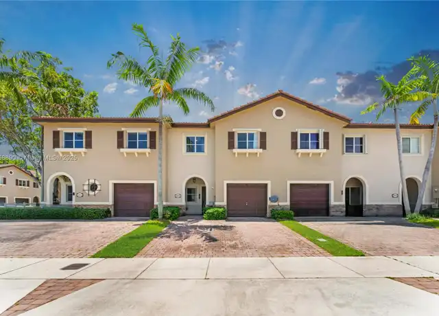 Property at 8868 SW 220th St, Cutler Bay, FL, 33190, 3 beds, 2.5 baths, [object Object]