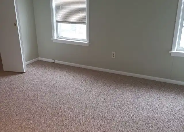 Property at 2078 Fairview Unit Up, Cleveland, OH, 44106, 2 beds, 1 bath, [object Object]