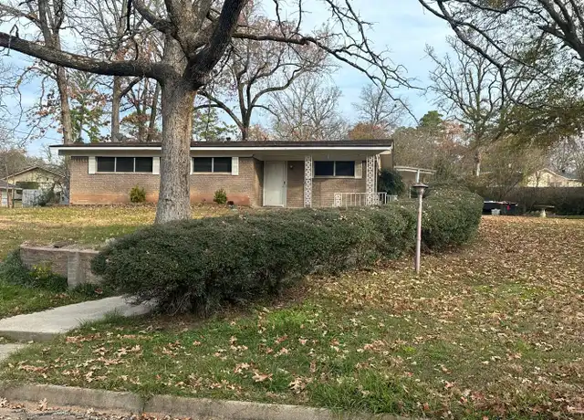 Property at 1105 Azalea Dr, Longview, TX, 75601, 3 beds, 2 baths, [object Object]
