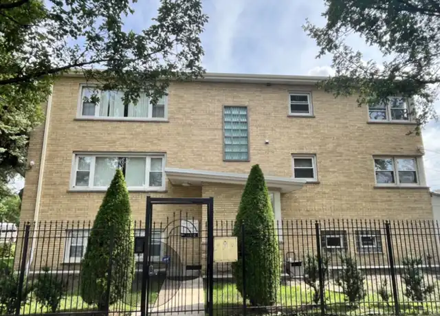 Property at 10300 S Ave F #2, Chicago, IL, 60617, 2 beds, 1 bath, [object Object]