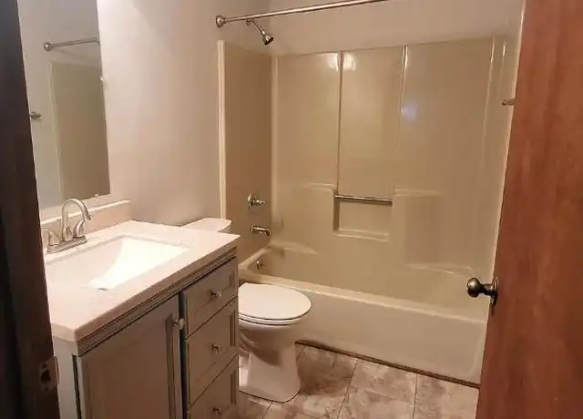 Property at 95 Woodland Dr, Swannanoa, NC, 28778, 3 beds, 2 baths, [object Object]