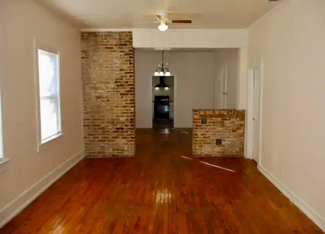 Property at 354 Charles St, Mobile, AL, 36604, 2 beds, 1 bath, [object Object]