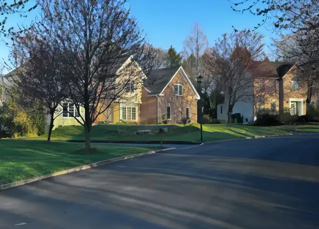 Property at 1067 Treeline Dr, Allentown, PA, 18103, 2 beds, 2 baths, [object Object]