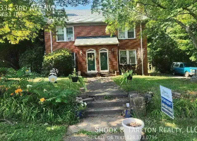 Property at 334 3rd Ave NW, Hickory, NC, 28601, 2 beds, 1 bath, [object Object]