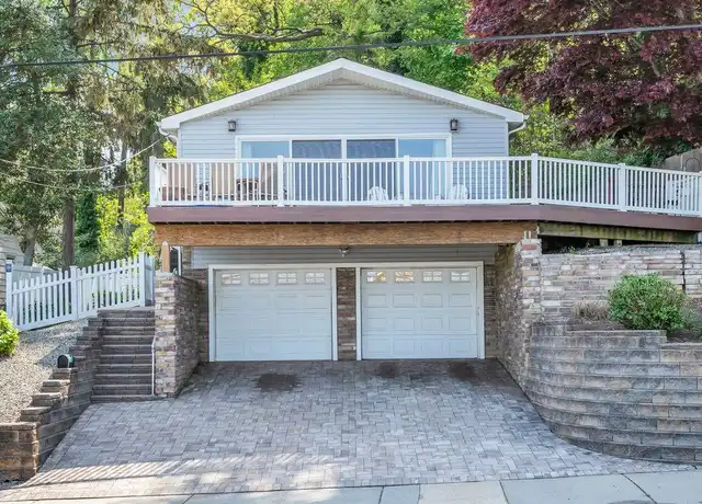 Property at 193 Navesink Ave, Highlands, NJ, 07732, 3 beds, 2 baths, [object Object]